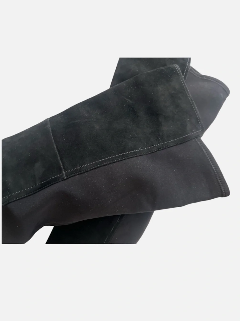 Stuart Weitzman luxury profile